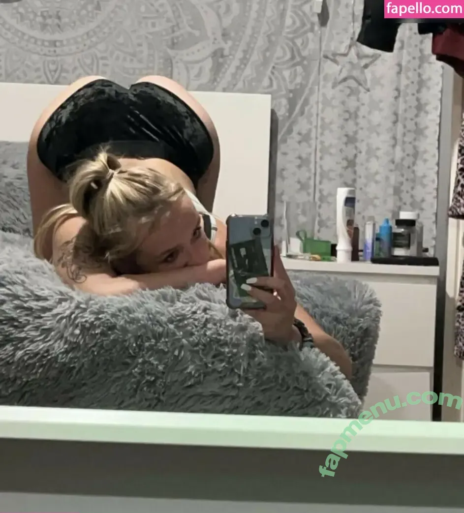 oonaghkittieee nude photo #0019 (oonaghkittieee)