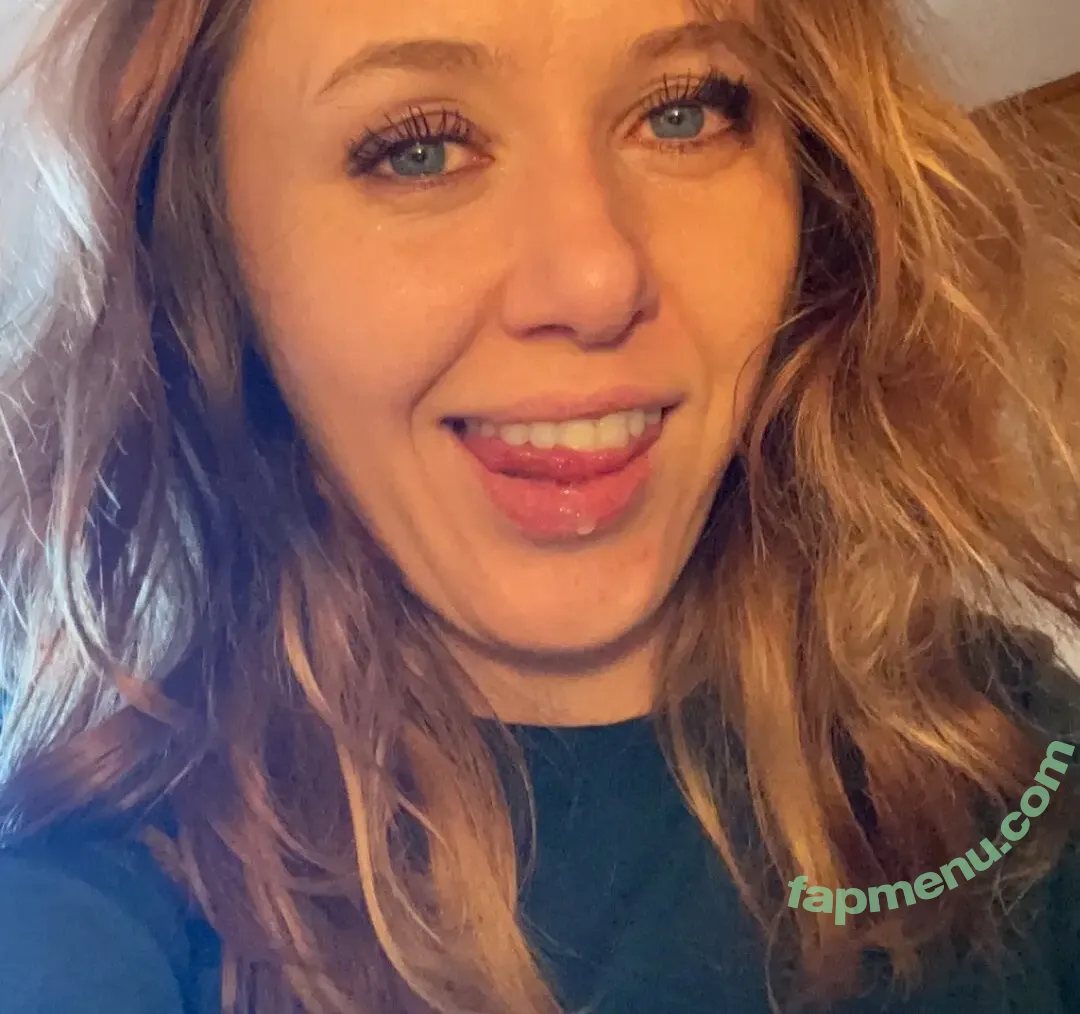 oopsiedaisybee nude photo #0002 (oopsiedaisybee)