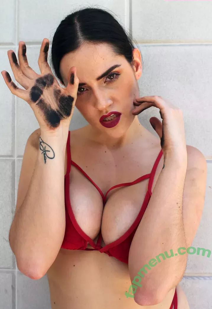 Ophelie Rullier nude photo #0163 (ophelier / ophelierullier)