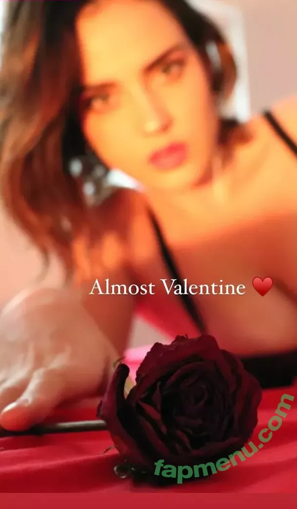 Ophelie Rullier nude photo #0307 (ophelier / ophelierullier)