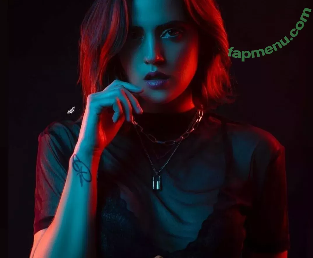 Ophelie Rullier nude photo #0517 (ophelier / ophelierullier)