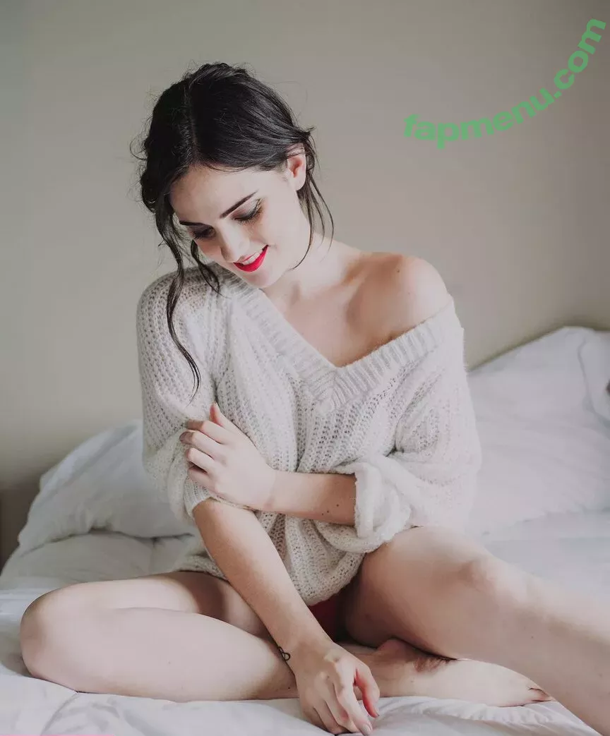 Ophelie Rullier nude photo #0576 (ophelier / ophelierullier)