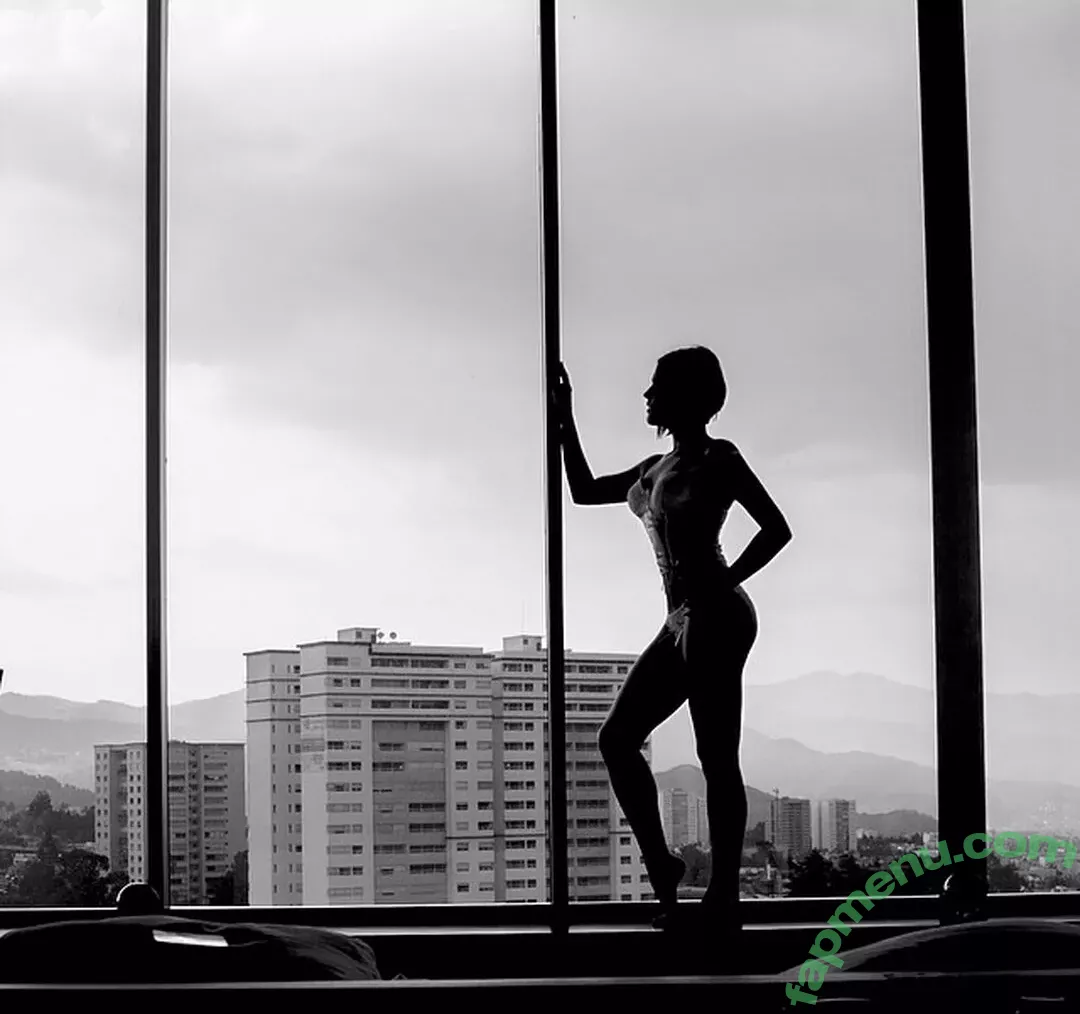 Ophelie Rullier nude photo #0612 (ophelier / ophelierullier)