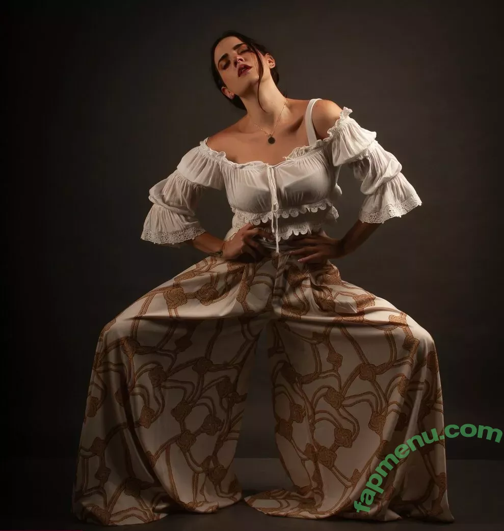 Ophelie Rullier nude photo #0625 (ophelier / ophelierullier)