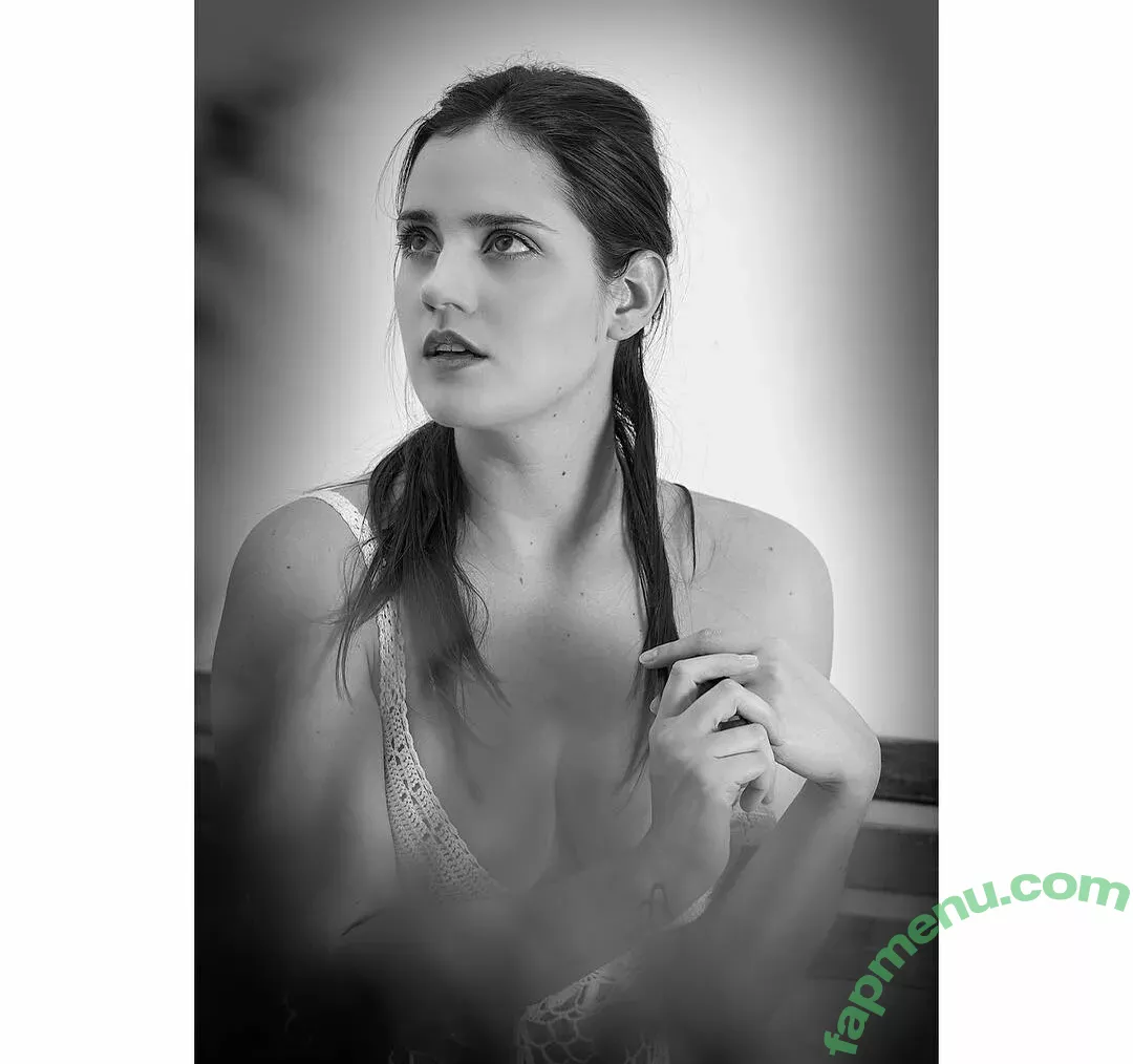 Ophelie Rullier nude photo #0637 (ophelier / ophelierullier)