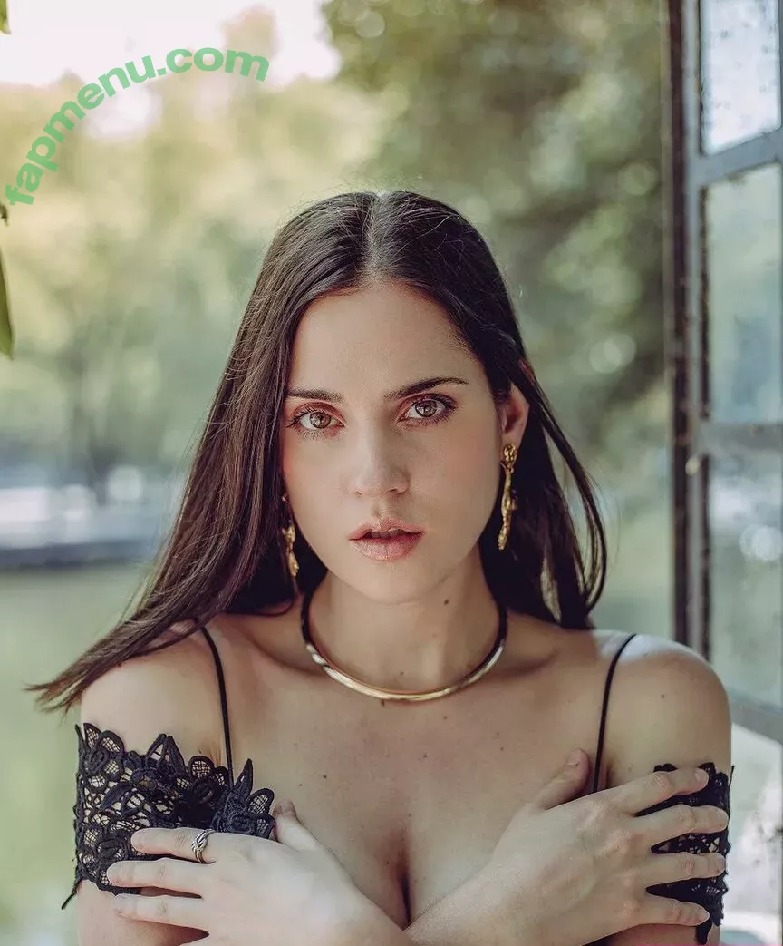 Ophelie Rullier nude photo #0709 (ophelier / ophelierullier)