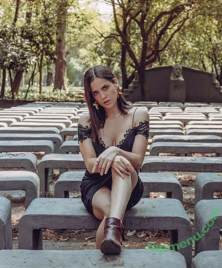 Ophelie Rullier nude photo #0715 (ophelier / ophelierullier)