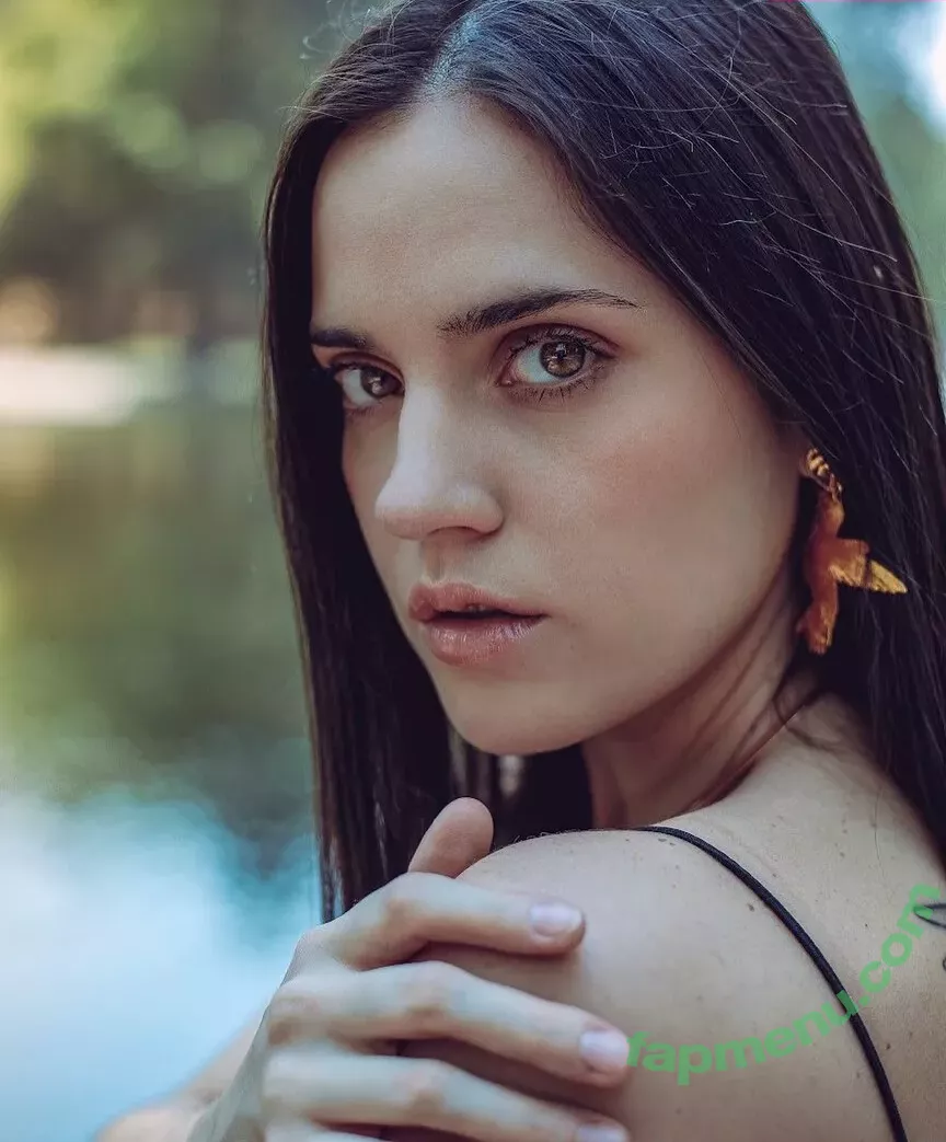 Ophelie Rullier nude photo #0725 (ophelier / ophelierullier)