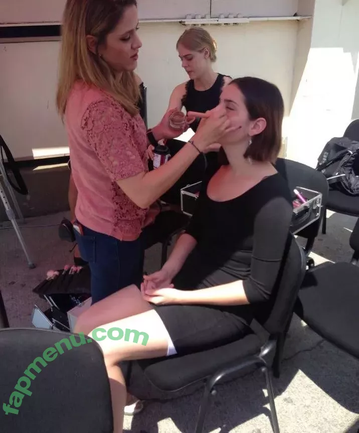 Ophelie Rullier nude photo #0815 (ophelier / ophelierullier)