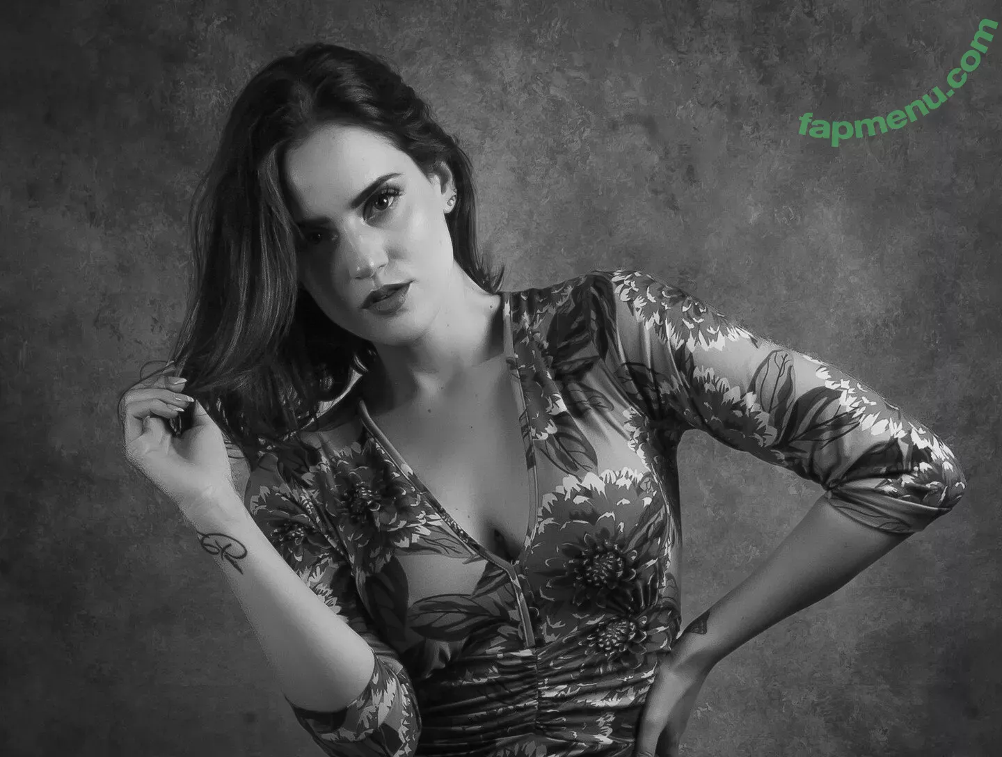 Ophelie Rullier nude photo #0939 (ophelier / ophelierullier)