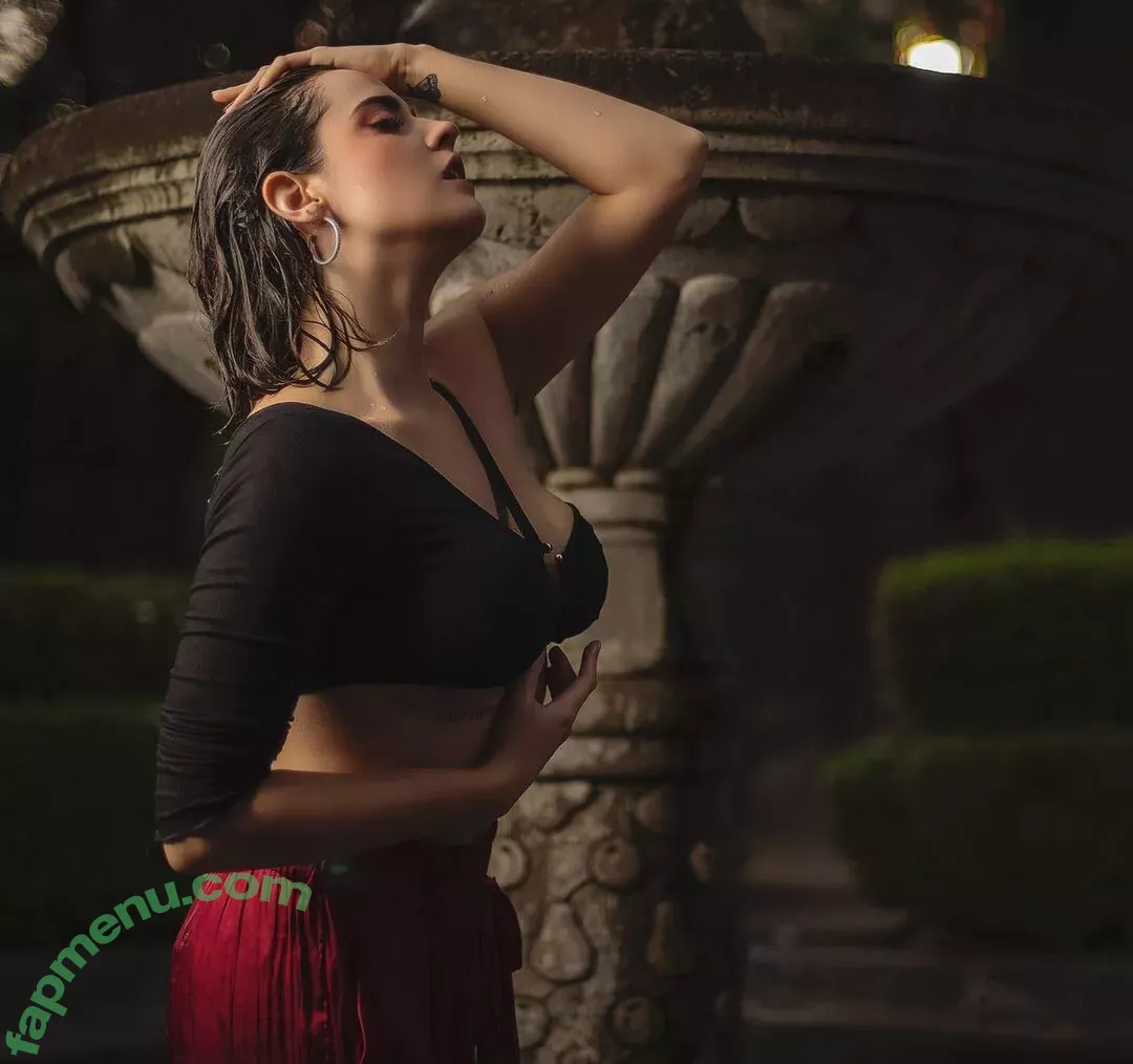 Ophelie Rullier nude photo #0998 (ophelier / ophelierullier)