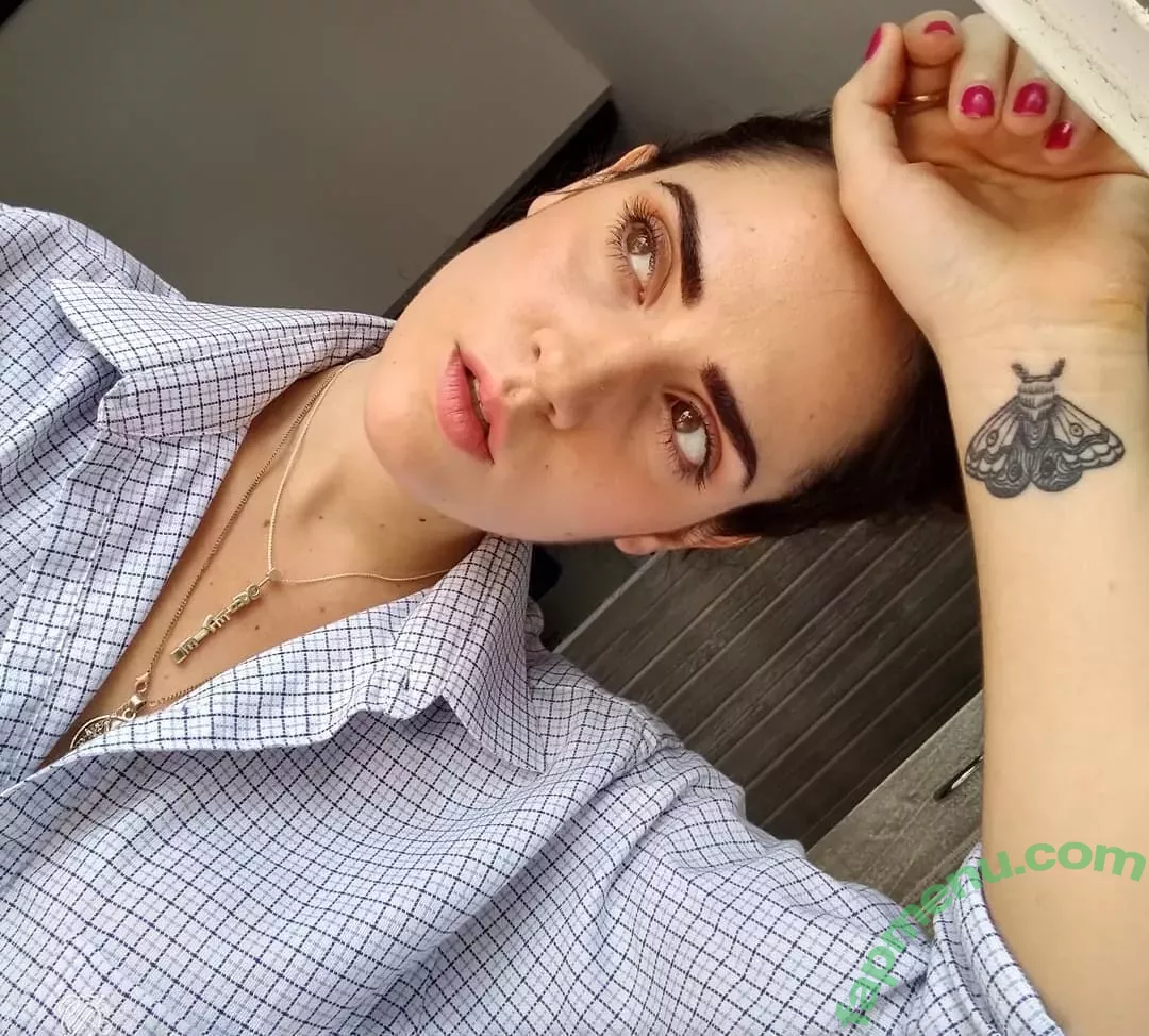 Ophelie Rullier nude photo #1013 (ophelier / ophelierullier)