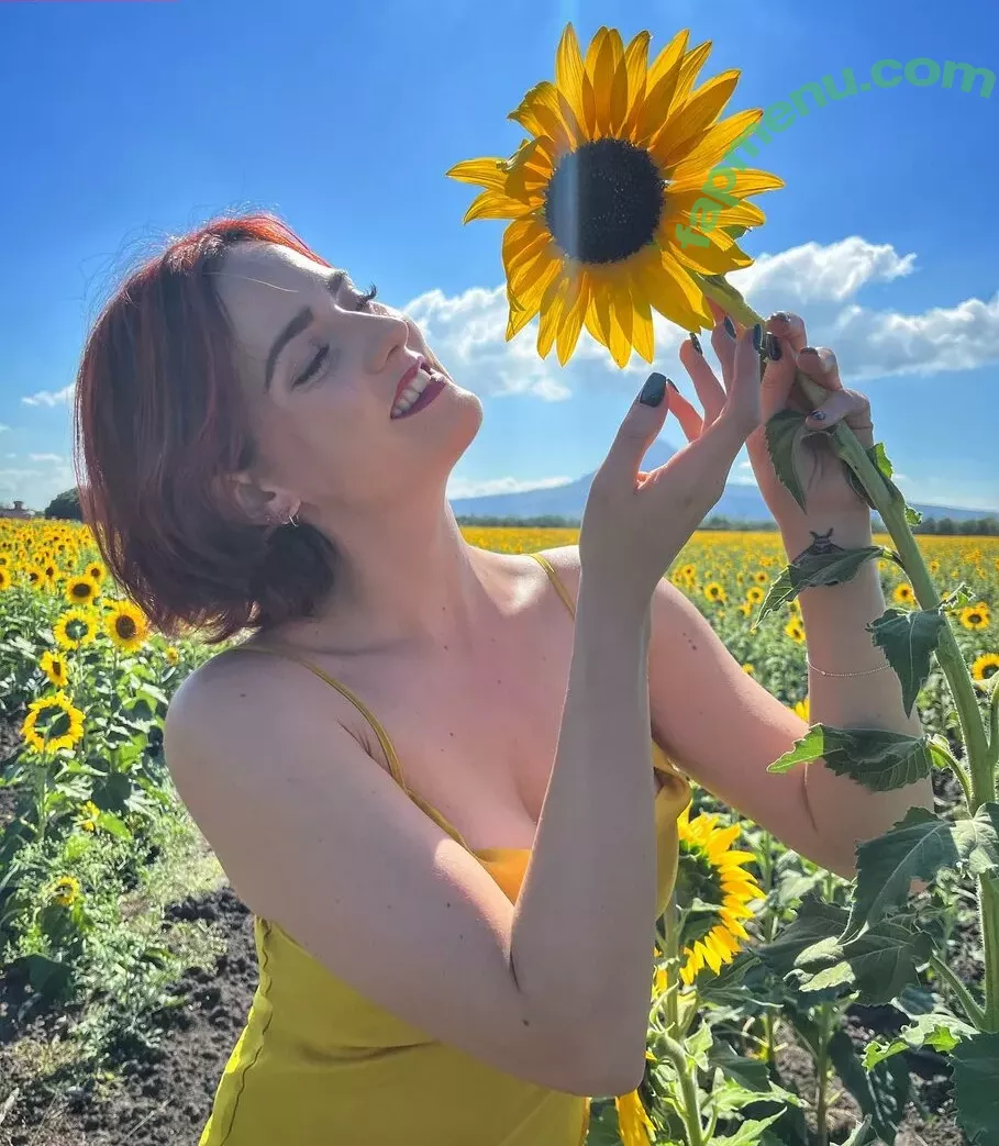 Ophelie Rullier nude photo #1050 (ophelier / ophelierullier)