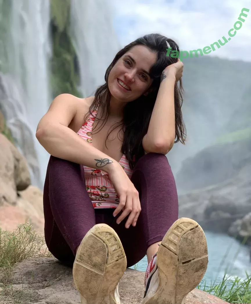 Ophelie Rullier nude photo #1061 (ophelier / ophelierullier)