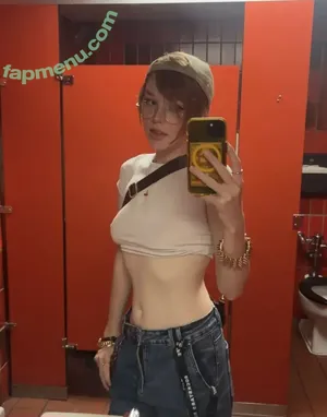  nude photo #0003
