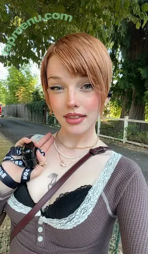  nude photo #0010
