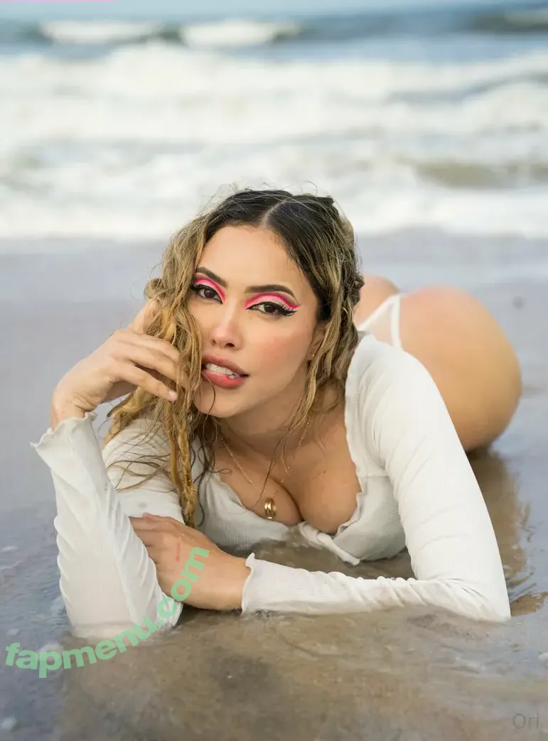 Oriana Odreman nude photo #0043 (Oriwaifu / orianaodreman / oriodreman)