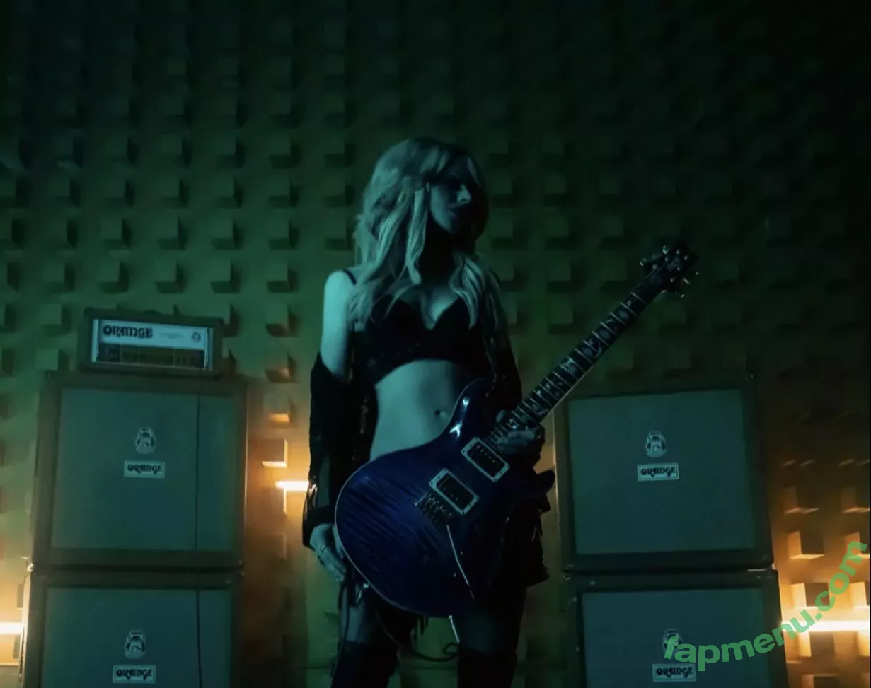 Orianthi nude photo #0009 (iamorianthi)