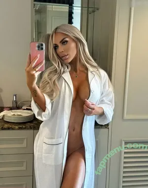  nude photo #0004
