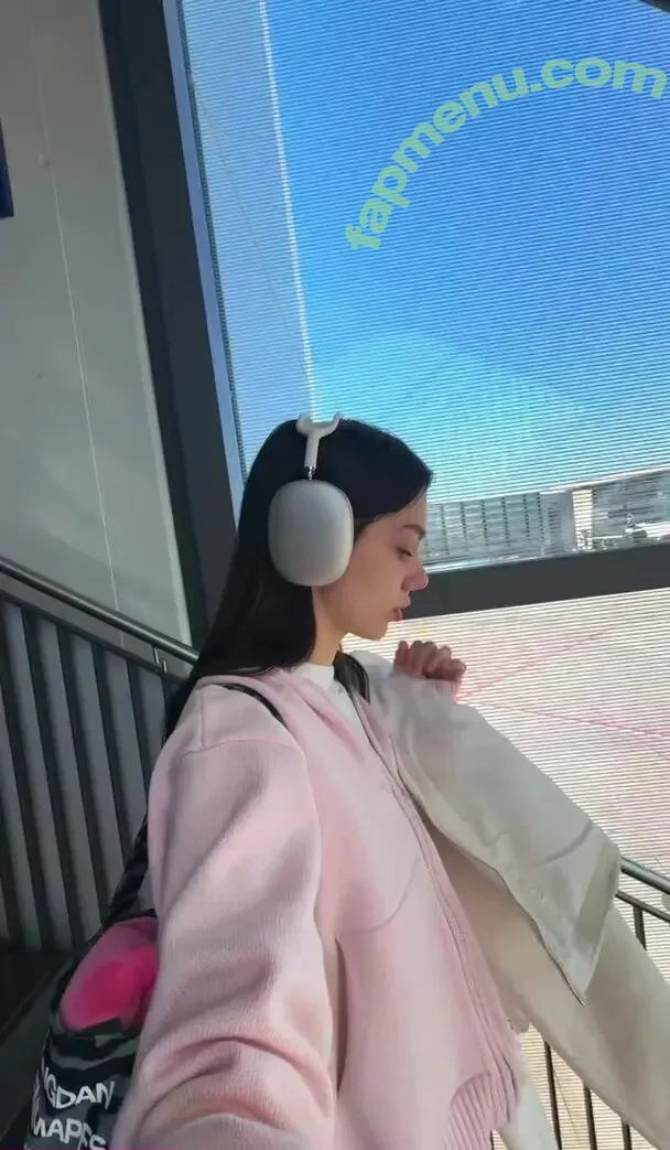 orynavirgin nude photo #0002 (orynavirgin)