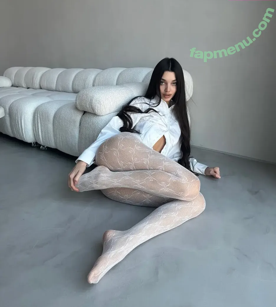 Orynavirgin nude photo #0007 (Orynavirgin)