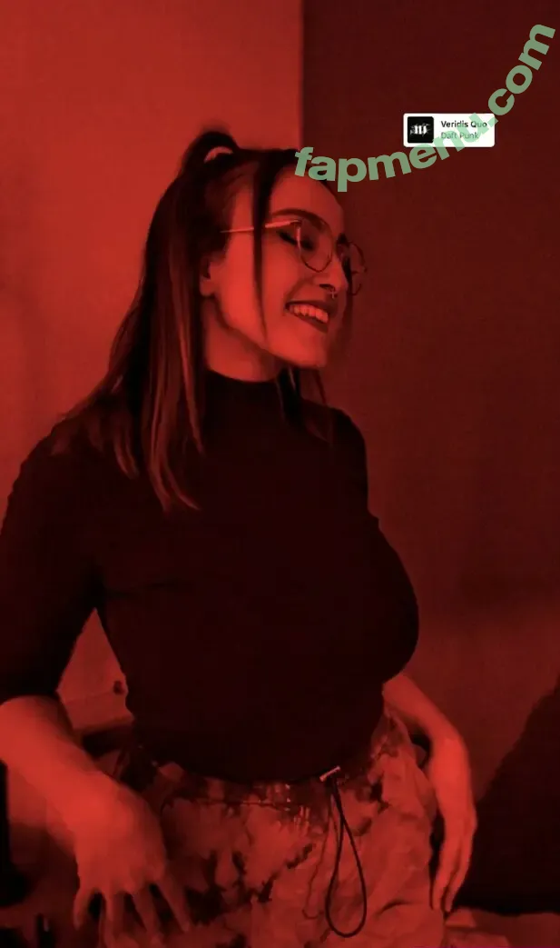 Oryvllmiee nude photo #0003 (Oryvllmiee)