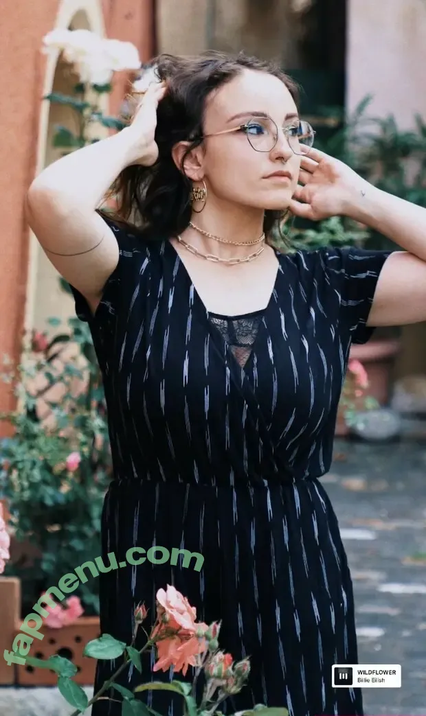 Oryvllmiee nude photo #0004 (Oryvllmiee)