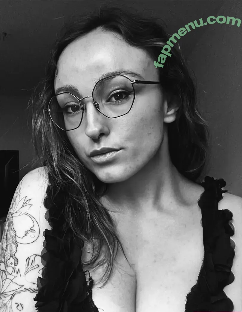 Oryvllmiee nude photo #0013 (Oryvllmiee)