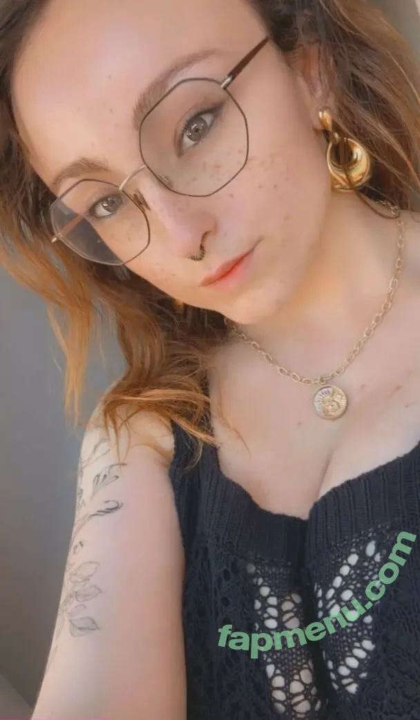 Oryvllmiee nude photo #0096 (Oryvllmiee)
