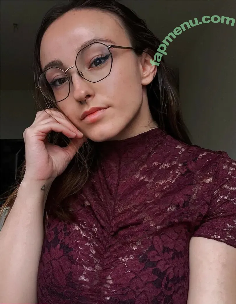 Oryvllmiee nude photo #0105 (Oryvllmiee)