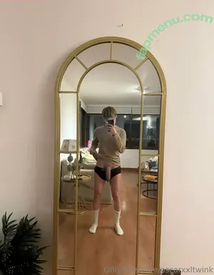  nude photo #0004