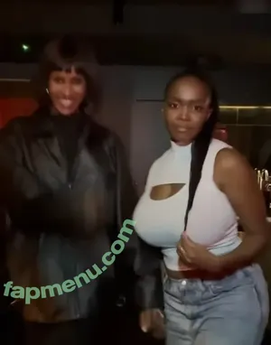 Oti Mabuse / otimabuse nude photo #0027