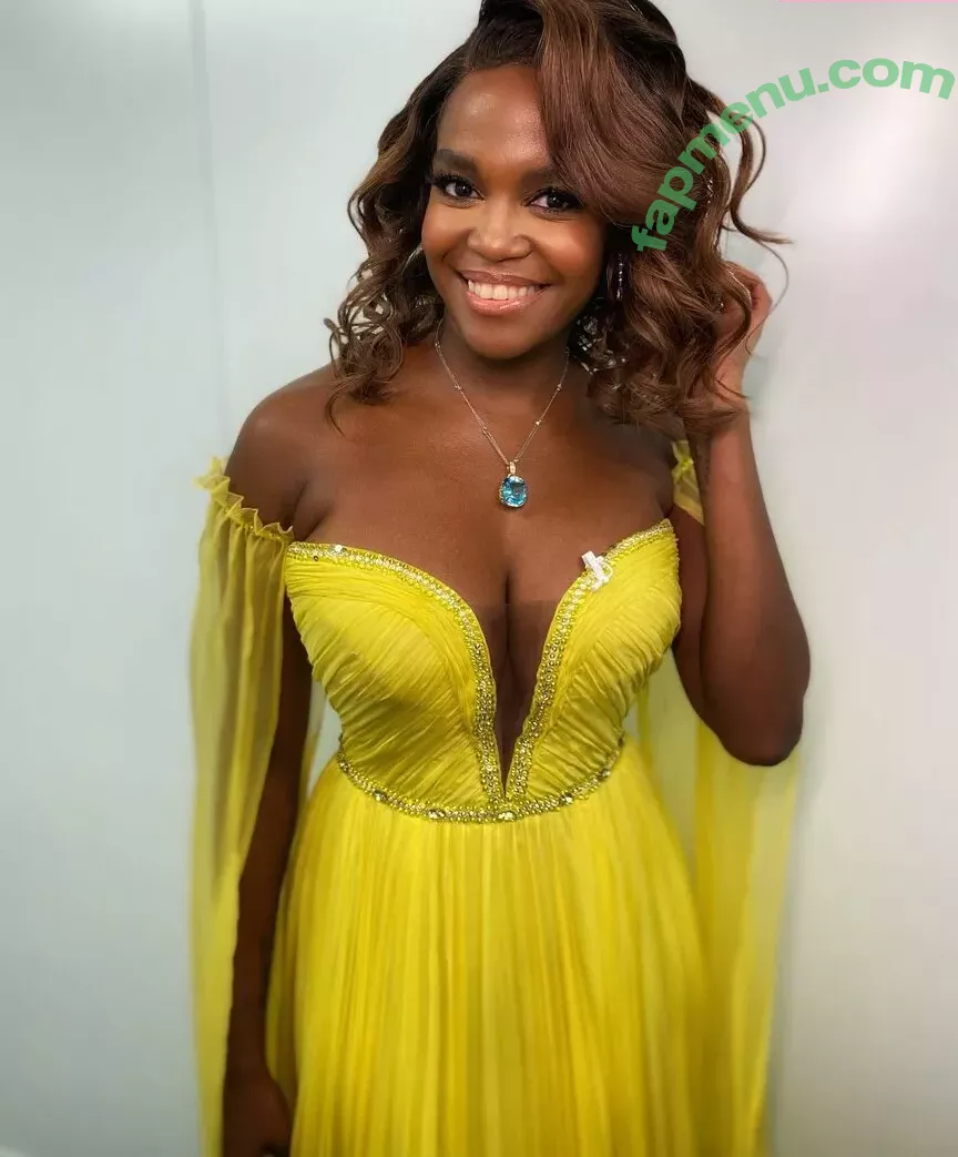 Oti Mabuse nude photo #0025 (otimabuse)