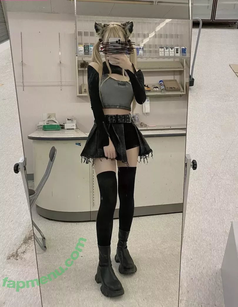 Otogi Shikimi nude photo #0014 (otogi.shikimi / otogi_ko / 御伽樒)