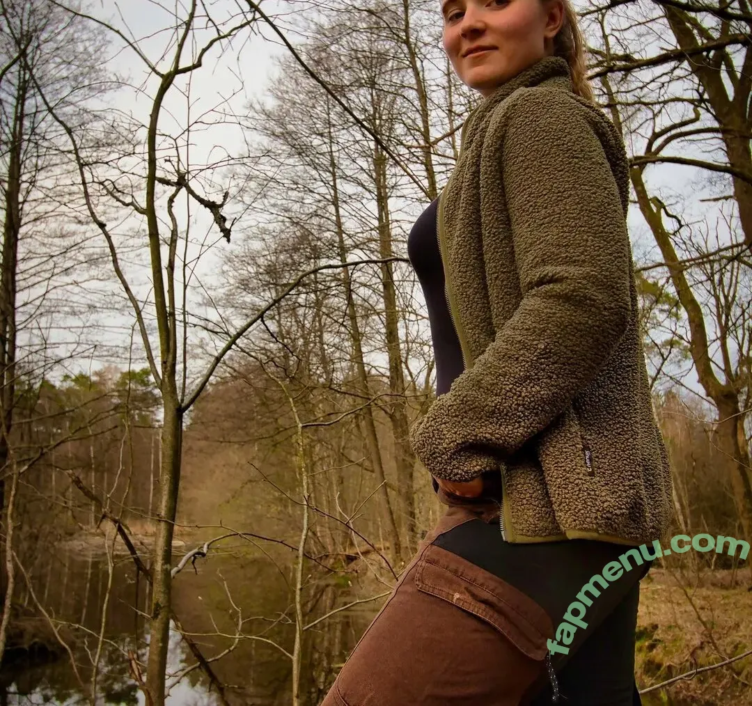 Outdoor Anca nude photo #0040 (outdoor.anca)