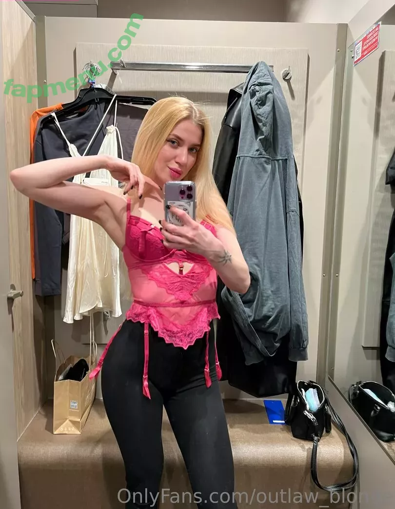 outlaw_blonde nude photo #0096 (outlaw_blonde)