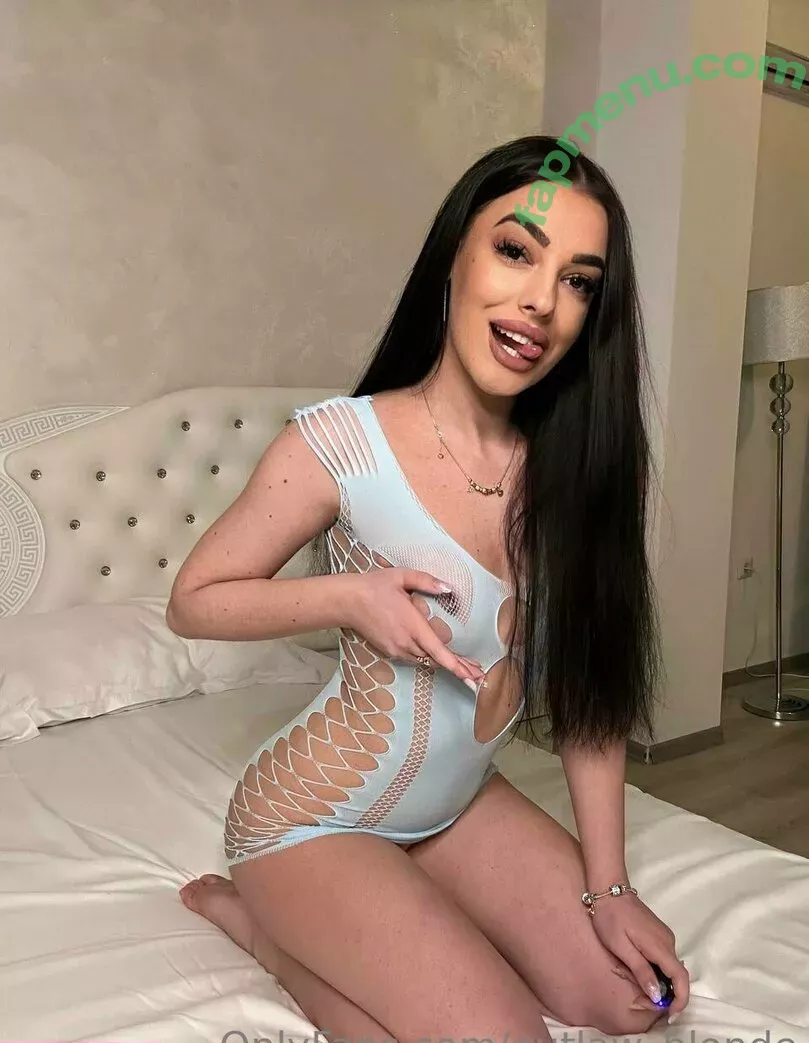 outlaw_blonde nude photo #0216 (outlaw_blonde)