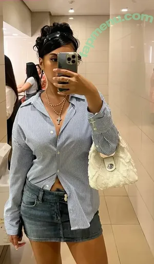 Overitabby nude photo #0093