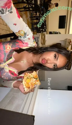 Overitabby nude photo #0099