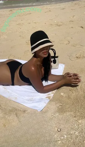 Overitabby nude photo #0130