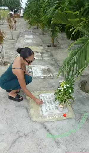 Overitabby nude photo #0132