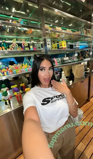 Overitabby nude photo #0134