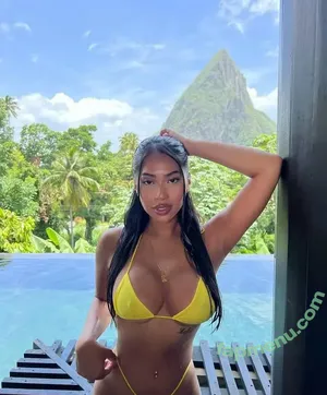 Overitabby nude photo #0193