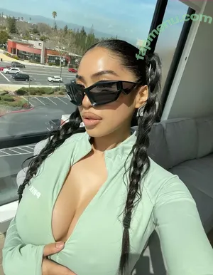 Overitabby nude photo #0240