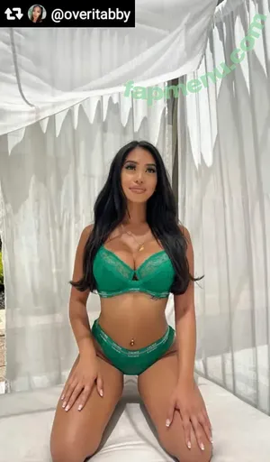 Overitabby nude photo #0242