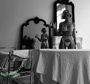 Oxana Streltsova / oxanastreltsova nude photo #0232