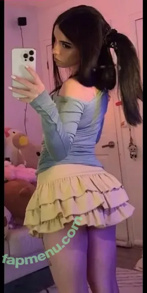 Oxythoughtin / Avivasofia / Misopacketbae nude photo #0001