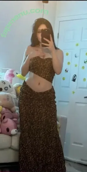 Oxythoughtin / Avivasofia / Misopacketbae nude photo #0034