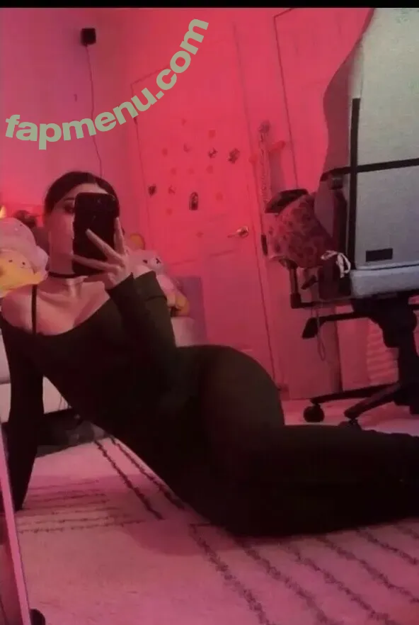 Oxythoughtin nude photo #0014 (Avivasofia / Misopacketbae)