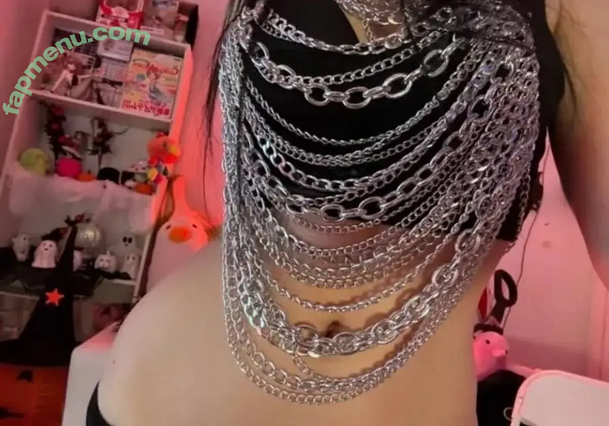 Oxythoughtin nude photo #0006 (Avivasofia / Misopacketbae)